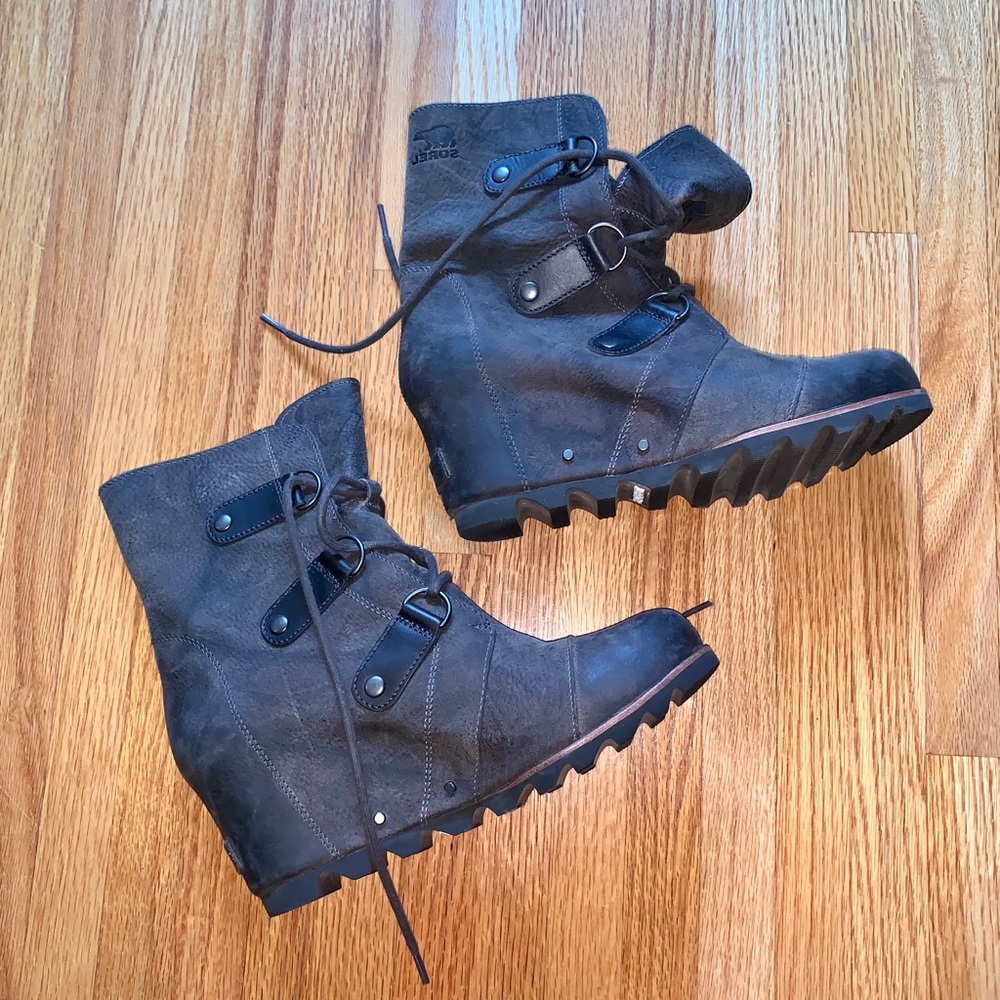 EUC Sorel Joan of Arctic Boot